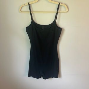 SKIMS SOFT LOUNGE SCOOP ONESIE | ONYX in L